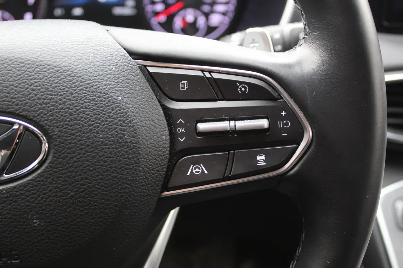 Hyundai SANTA FE снимка Hyundai SANTA FE