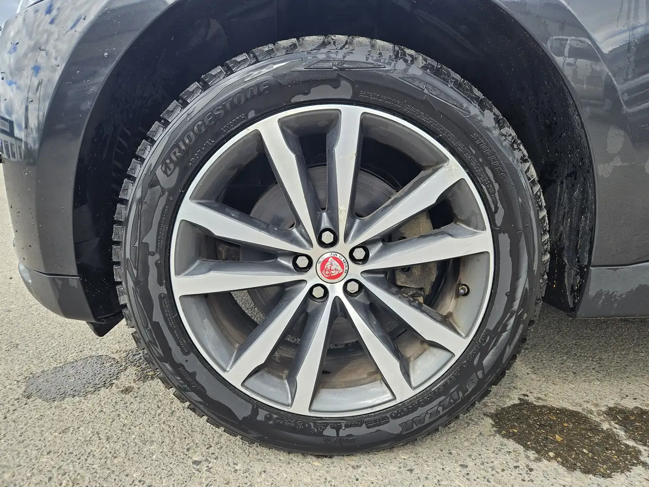Jaguar F-Pace снимка Jaguar F-Pace