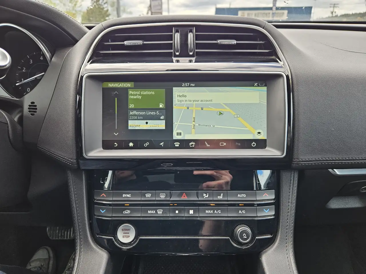 Jaguar F-Pace снимка Jaguar F-Pace