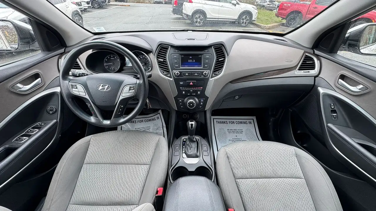 Hyundai SANTA FE снимка Hyundai SANTA FE
