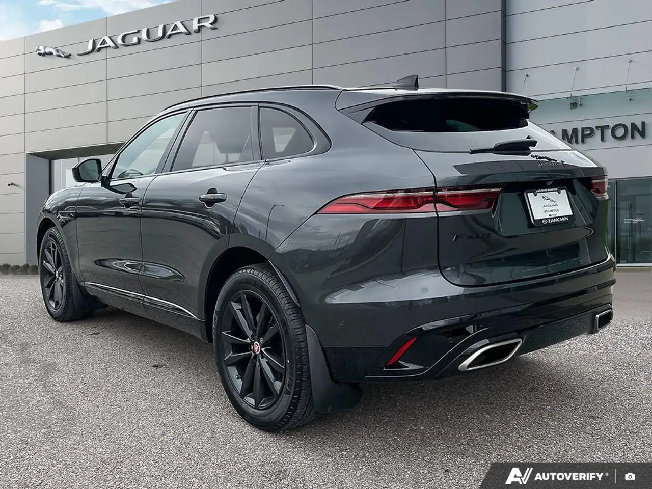 Jaguar F-Pace снимка Jaguar F-Pace