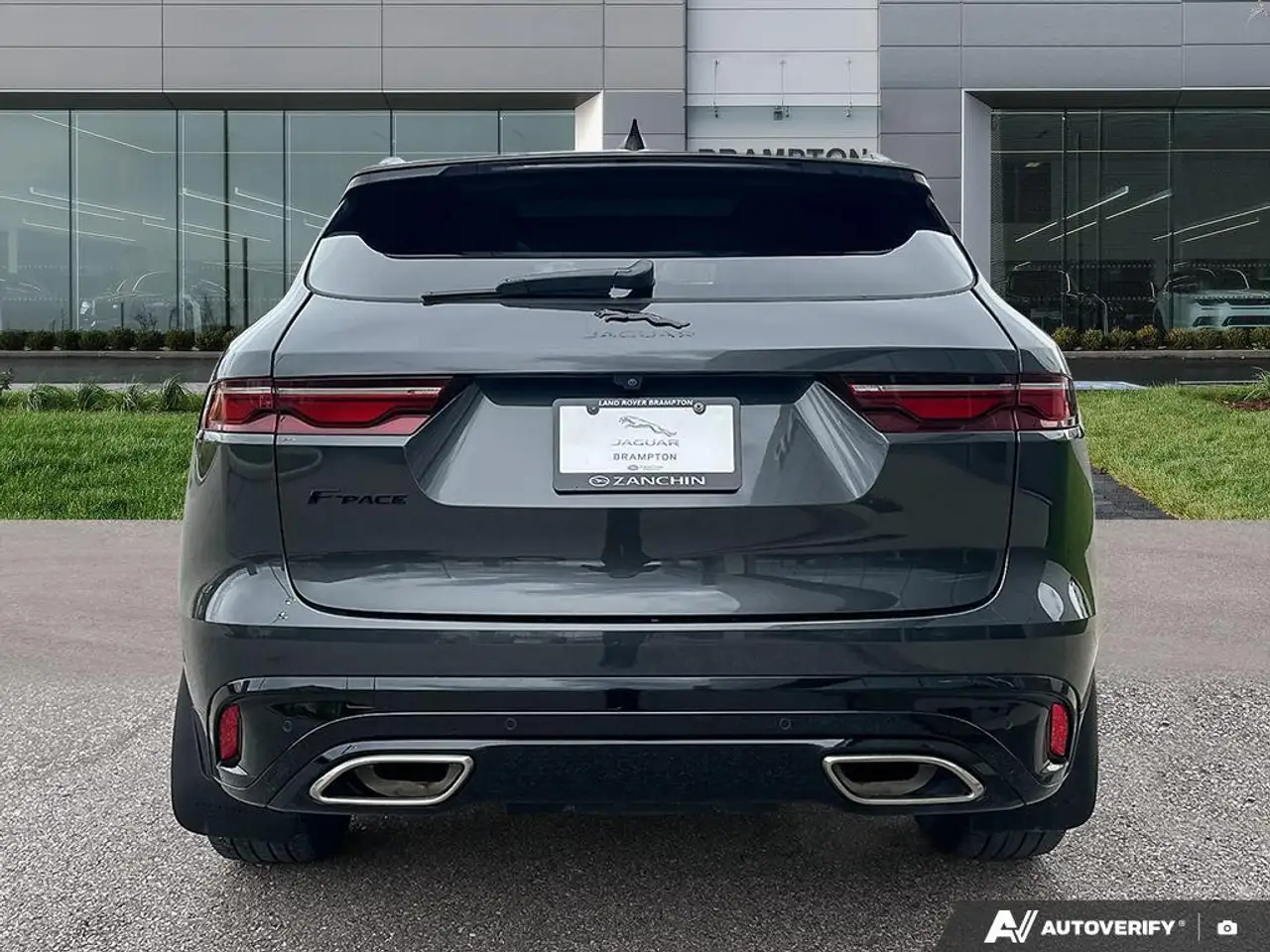 Jaguar F-Pace снимка Jaguar F-Pace