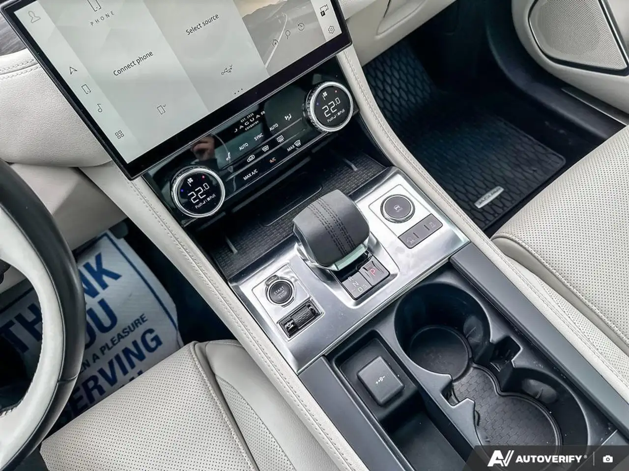 Jaguar F-Pace снимка Jaguar F-Pace