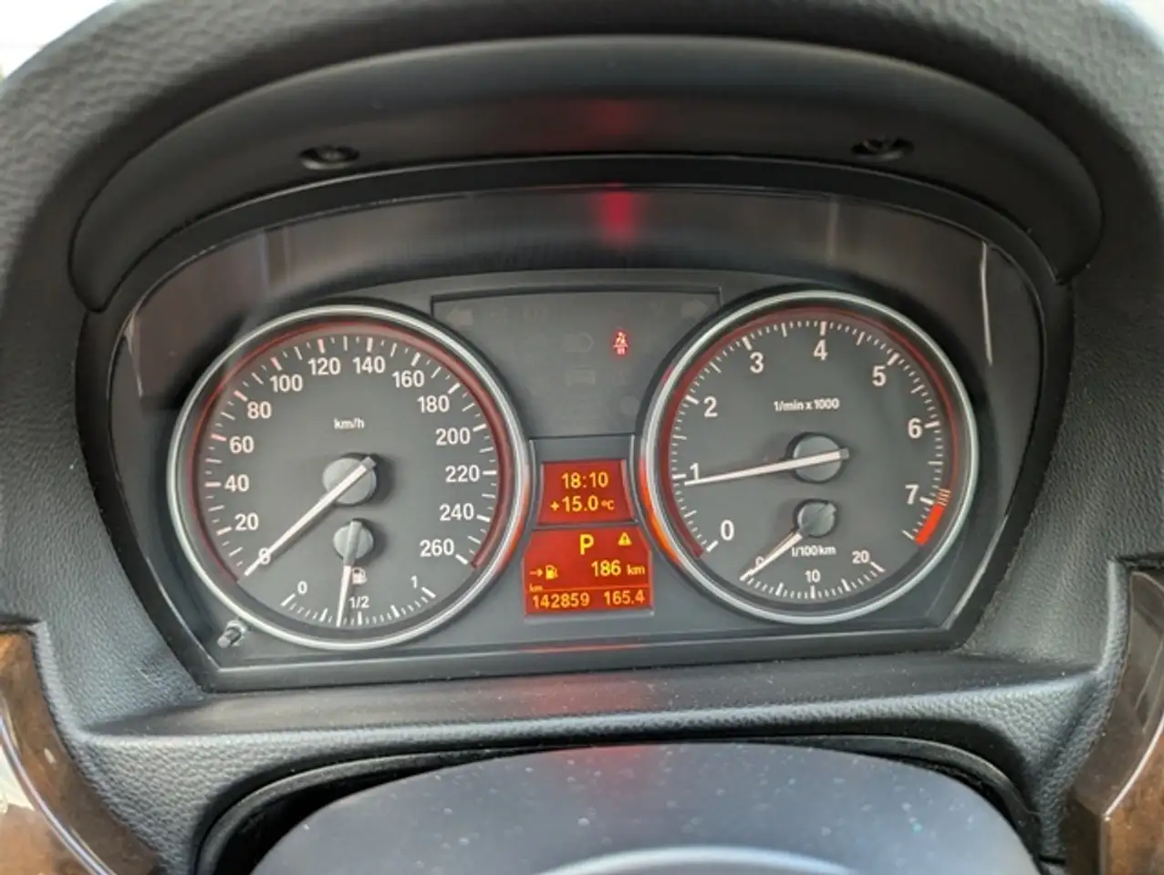BMW 3 Series photo BMW 3 Series