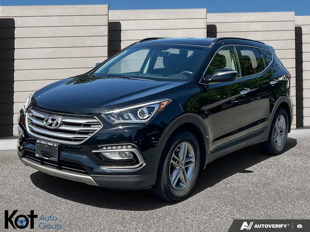 Hyundai SANTA FE photo Hyundai SANTA FE