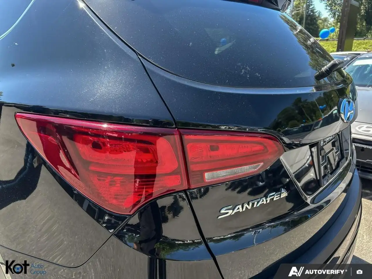 Hyundai SANTA FE photo Hyundai SANTA FE