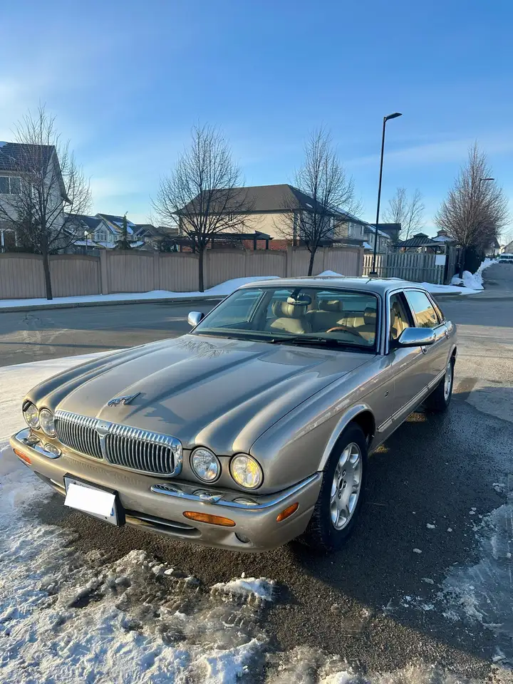 2003 Jaguar XJ