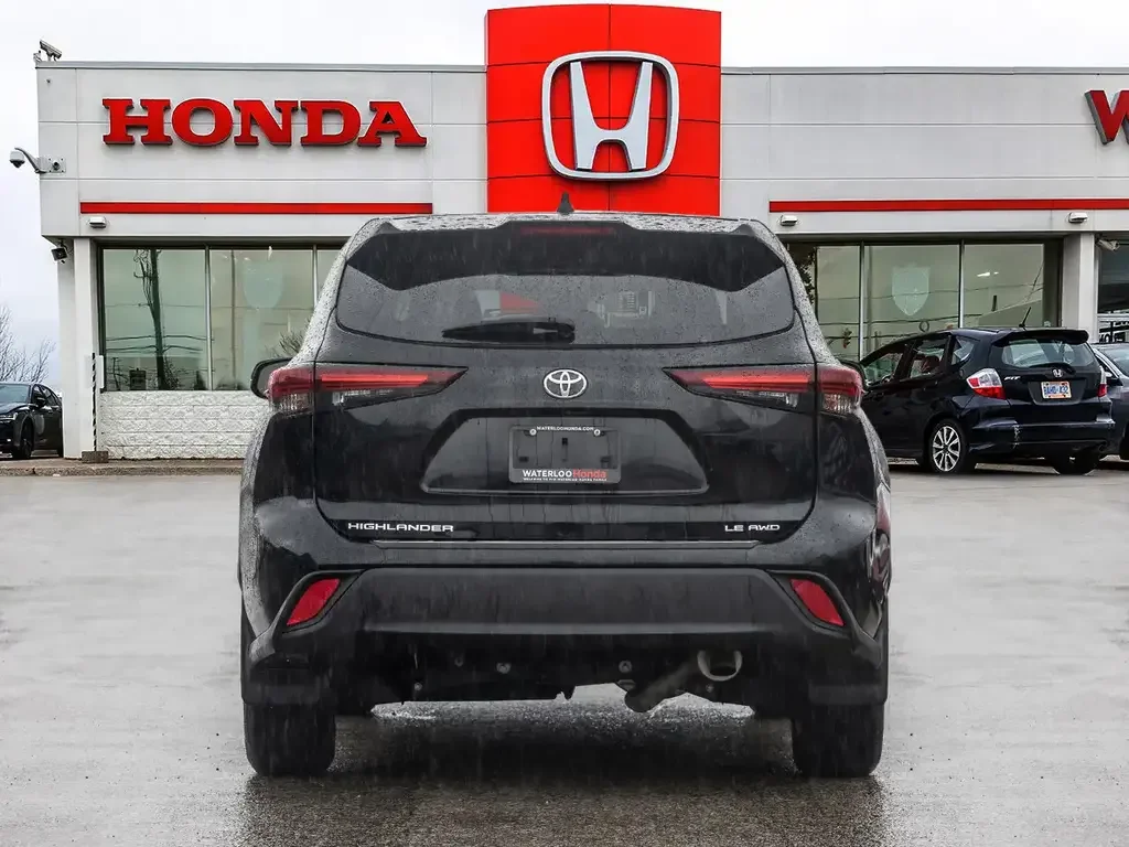 Toyota Highlander снимка Toyota Highlander