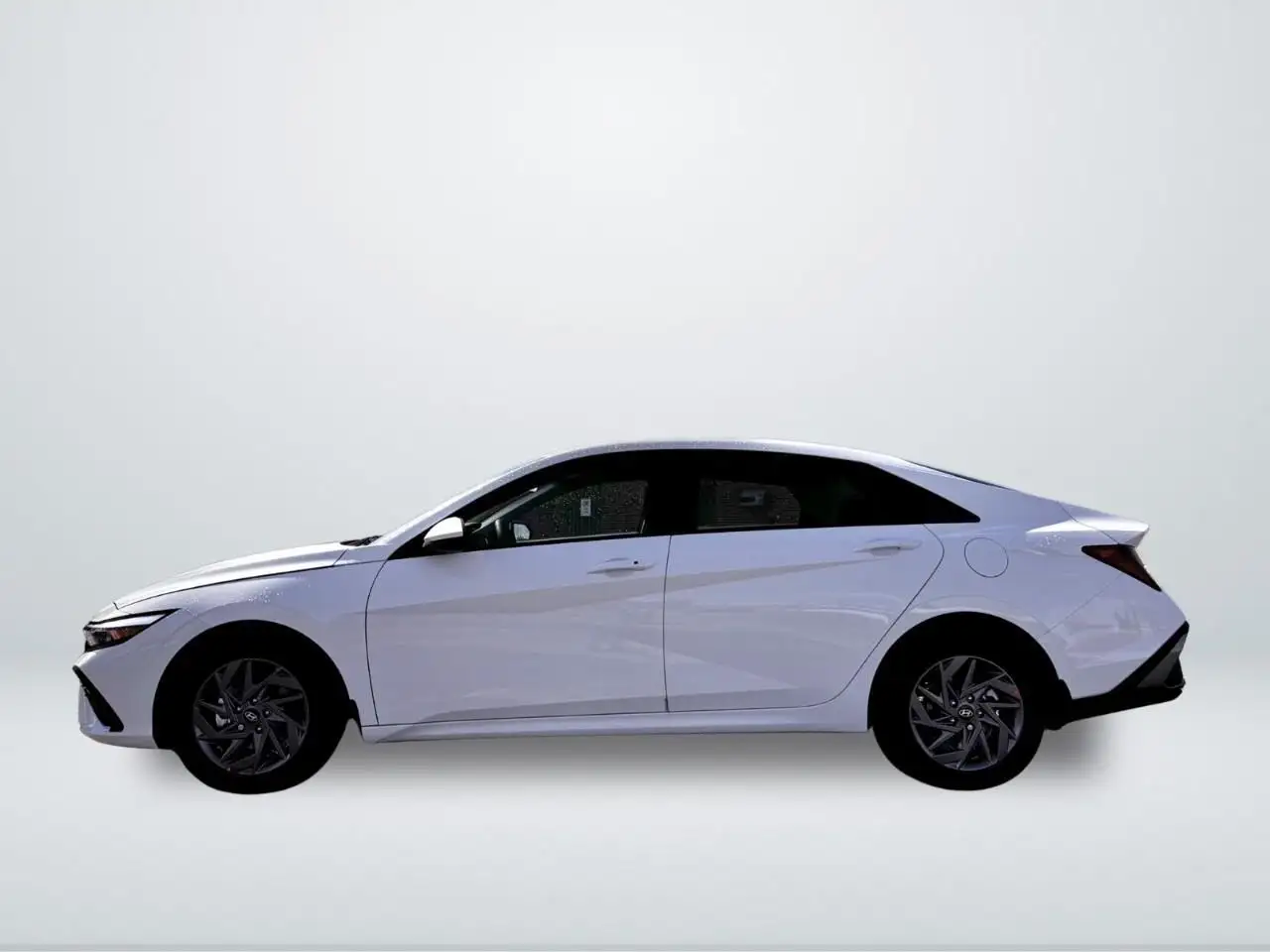 Hyundai ELANTRA снимка Hyundai ELANTRA