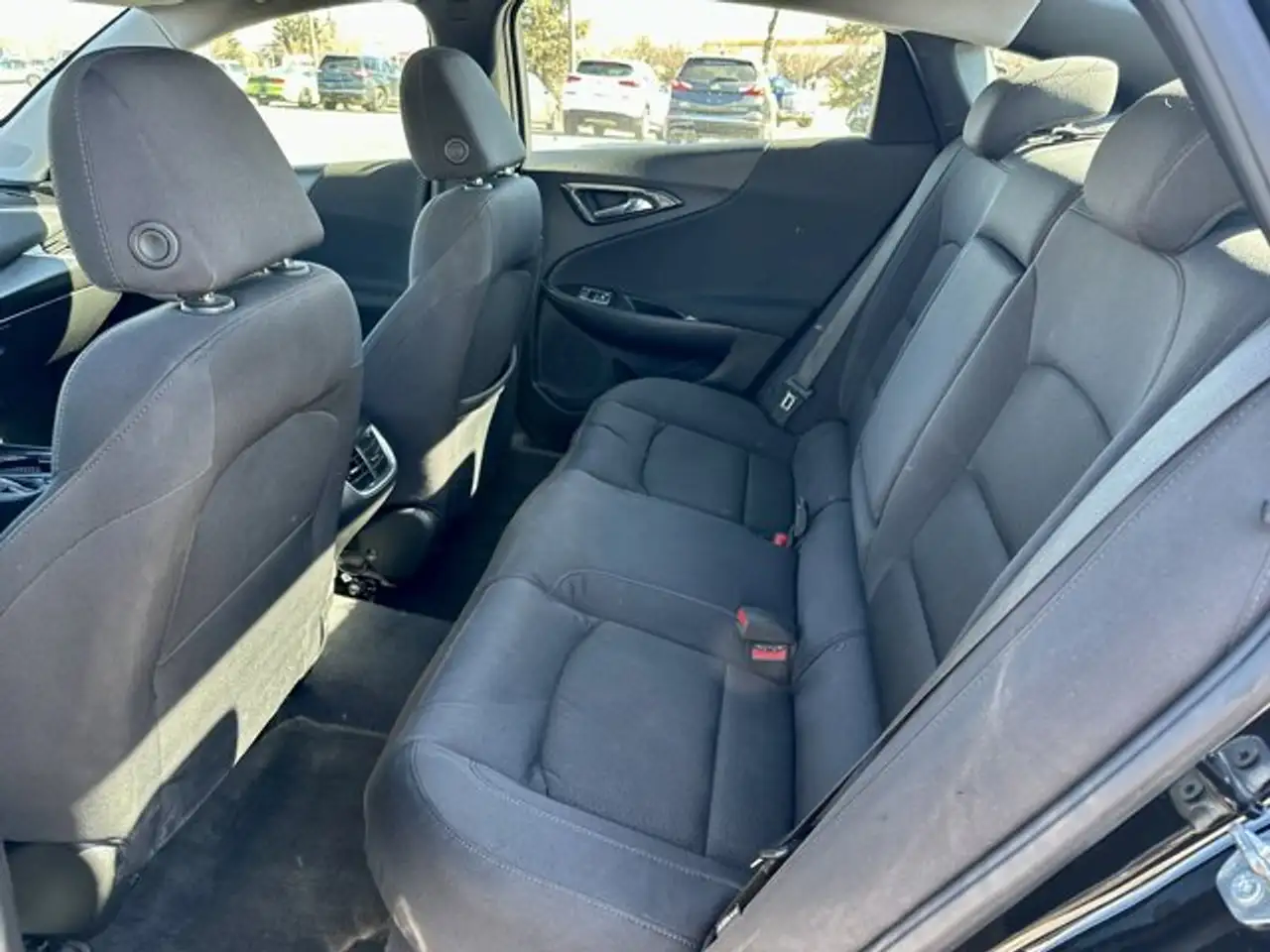 Chevrolet Malibu снимка Chevrolet Malibu
