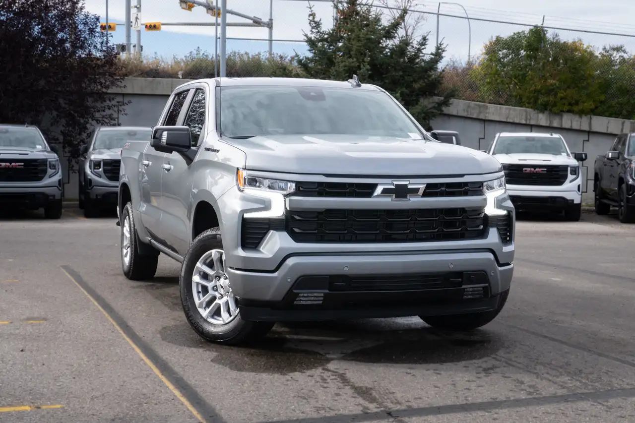 Chevrolet Silverado 1500 снимка Chevrolet Silverado 1500