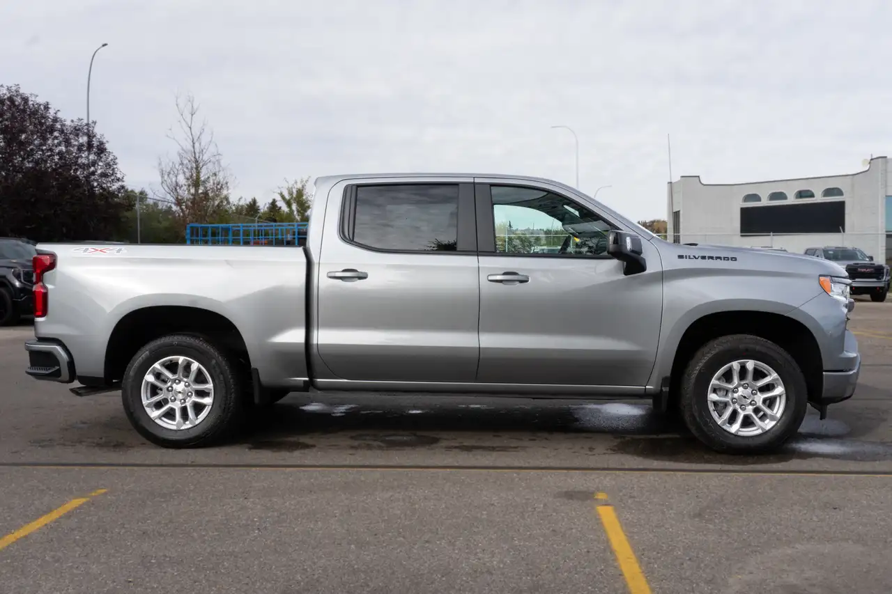 Chevrolet Silverado 1500 снимка Chevrolet Silverado 1500