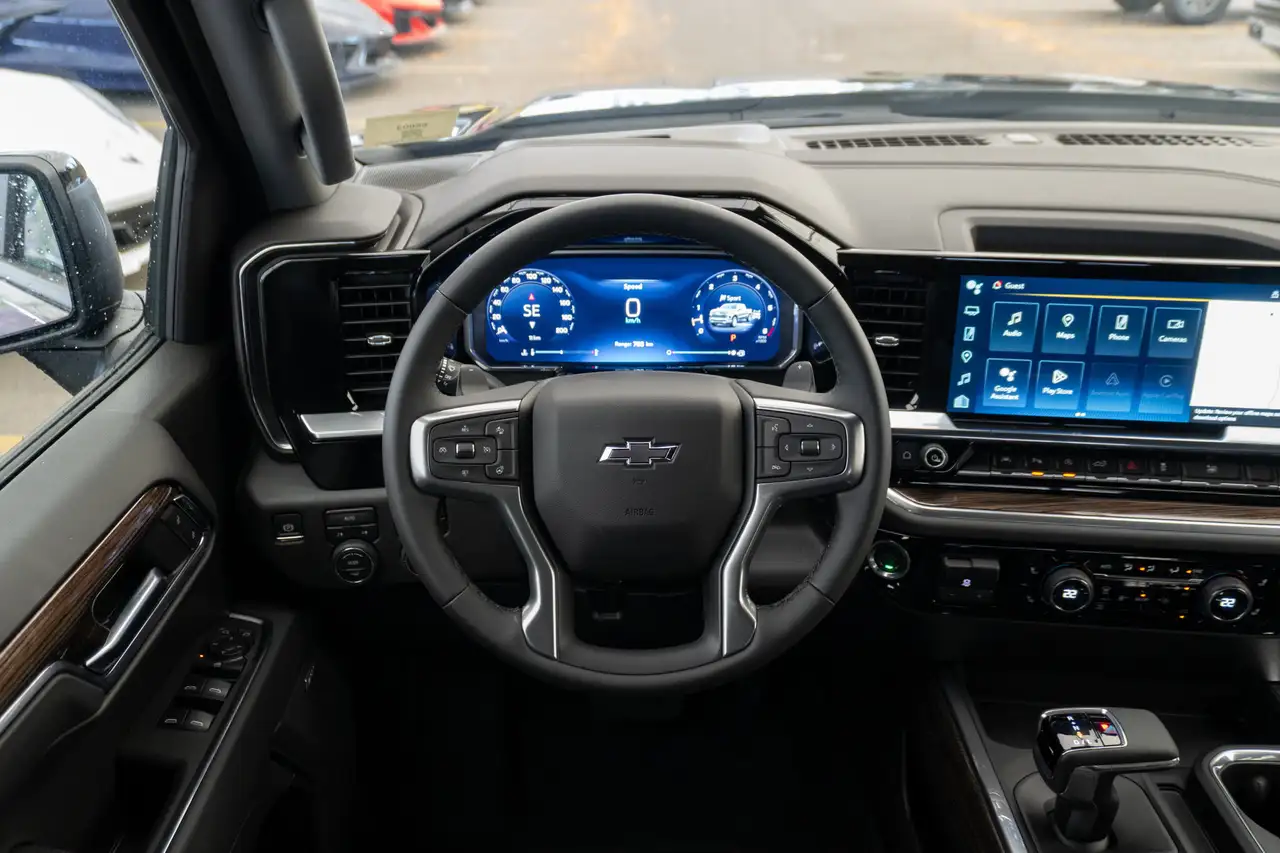 Chevrolet Silverado 1500 снимка Chevrolet Silverado 1500