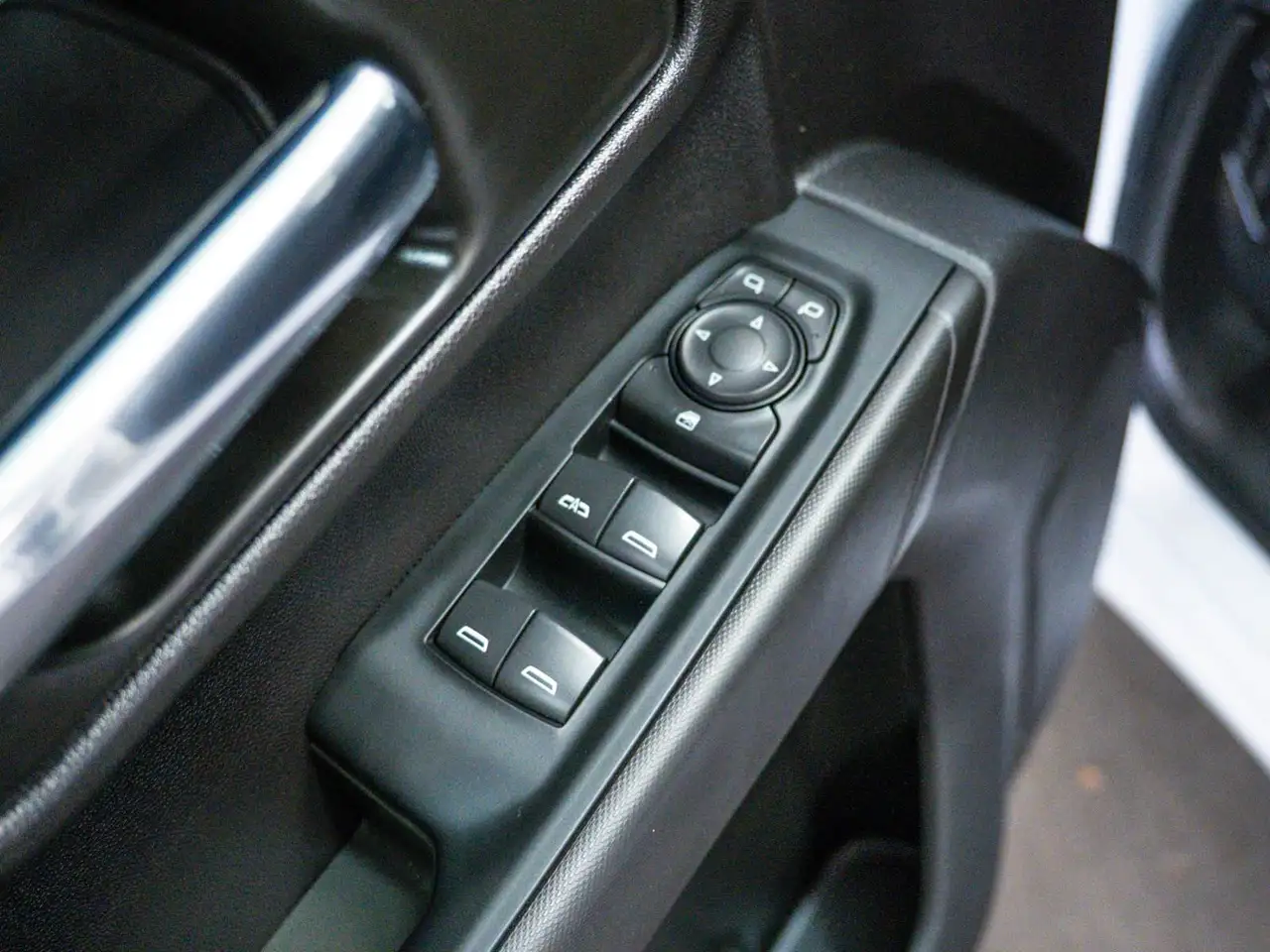 Chevrolet Silverado 1500 photo Chevrolet Silverado 1500
