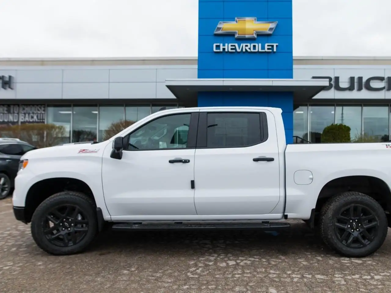 Chevrolet Silverado 1500 снимка Chevrolet Silverado 1500