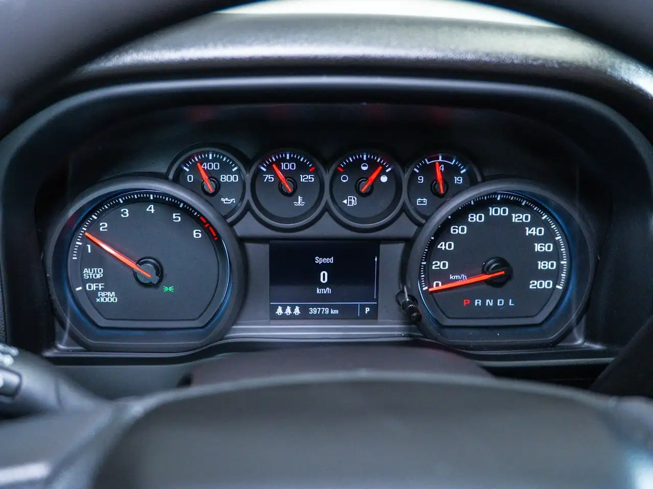 Chevrolet Silverado 1500 photo Chevrolet Silverado 1500