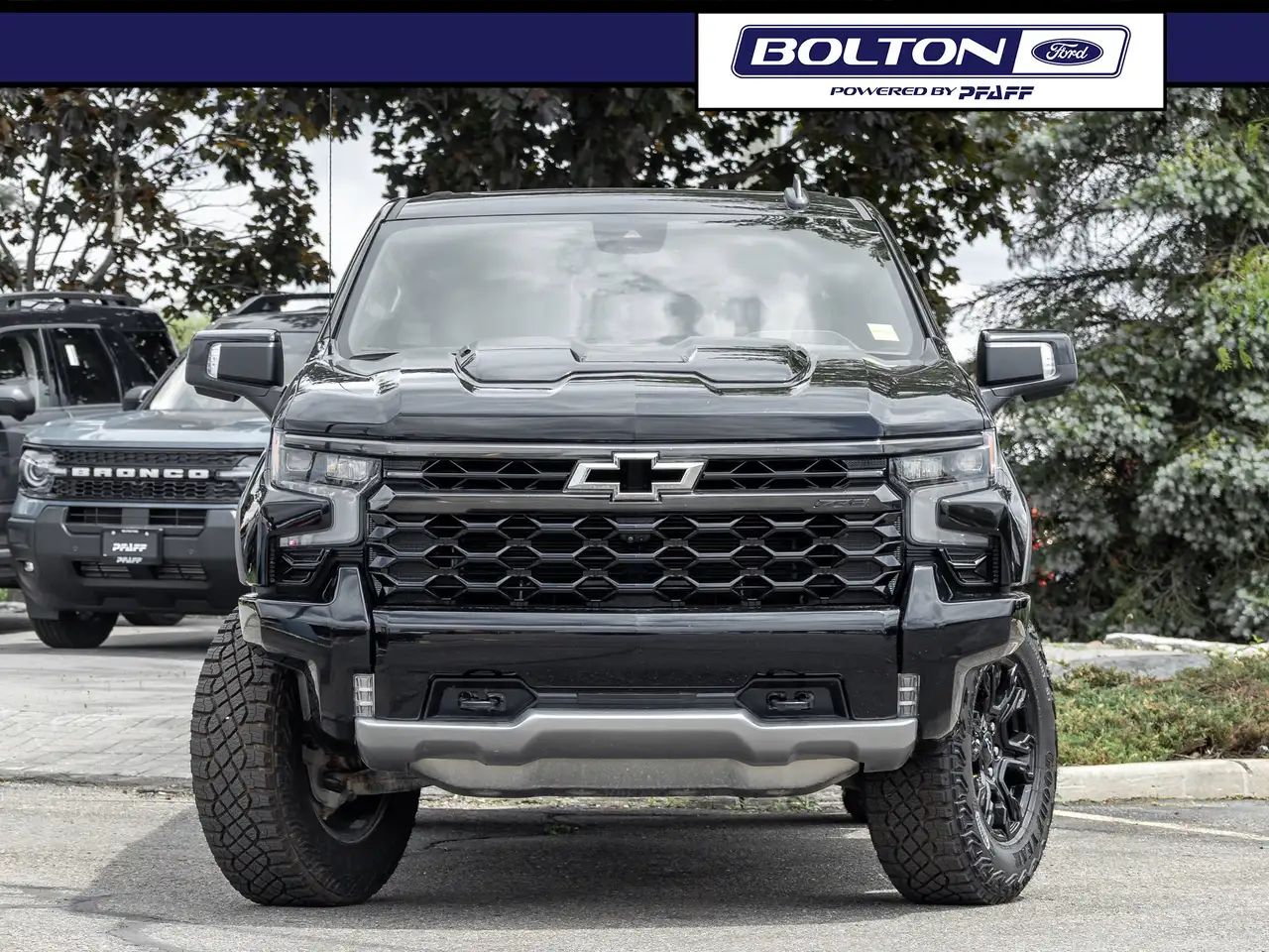 Chevrolet Silverado 1500 снимка Chevrolet Silverado 1500