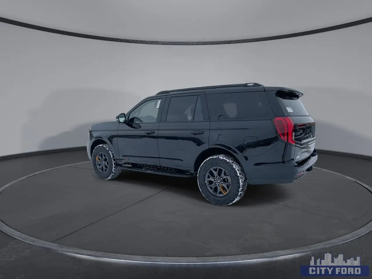 Ford Expedition снимка Ford Expedition