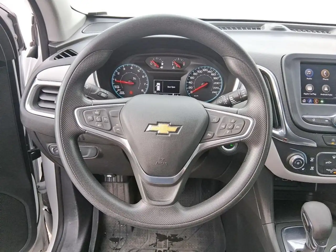 Chevrolet Equinox снимка Chevrolet Equinox