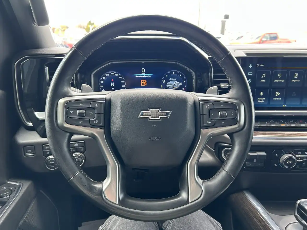 Chevrolet Silverado 1500 снимка Chevrolet Silverado 1500