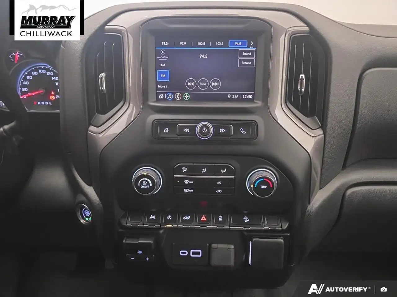 Chevrolet Silverado 1500 снимка Chevrolet Silverado 1500