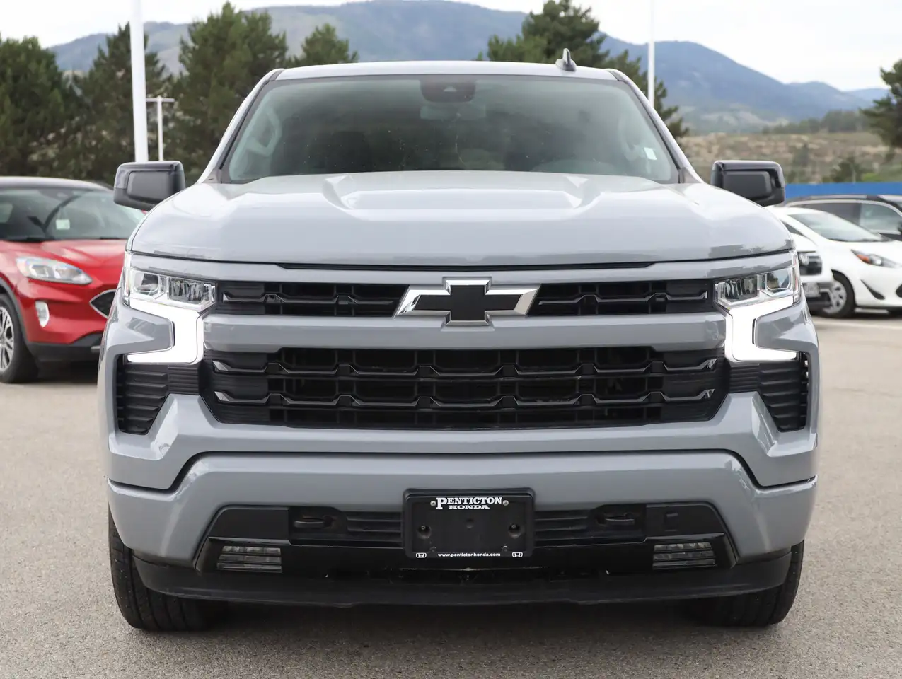 Chevrolet Silverado 1500 снимка Chevrolet Silverado 1500
