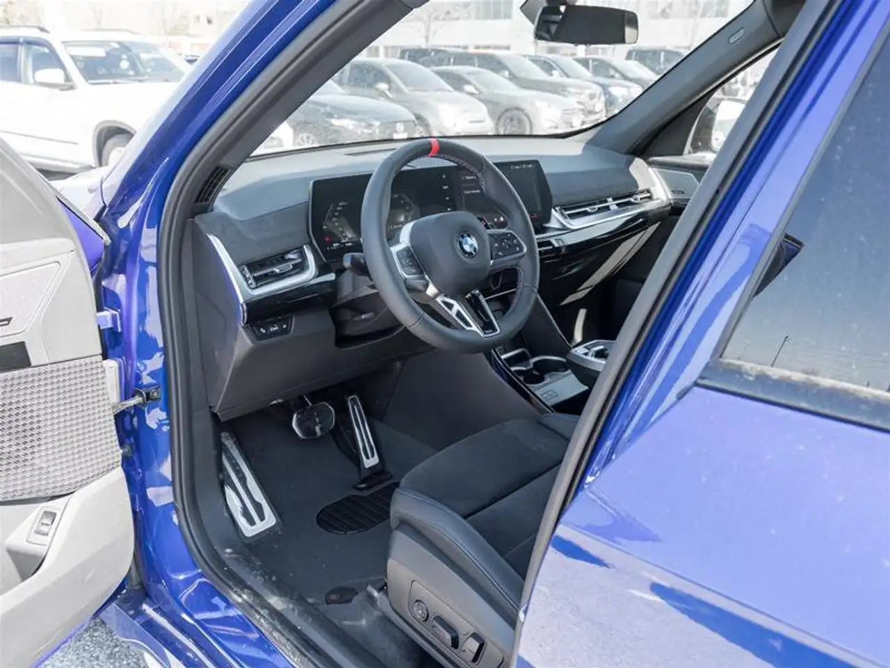 BMW X1 снимка BMW X1