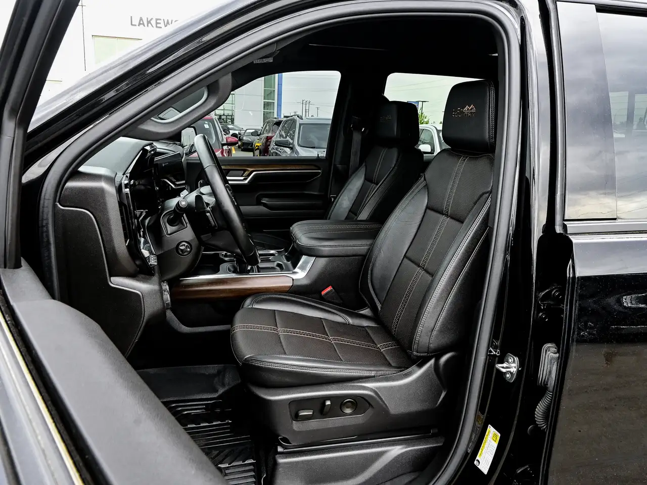 Chevrolet Silverado 1500 снимка Chevrolet Silverado 1500