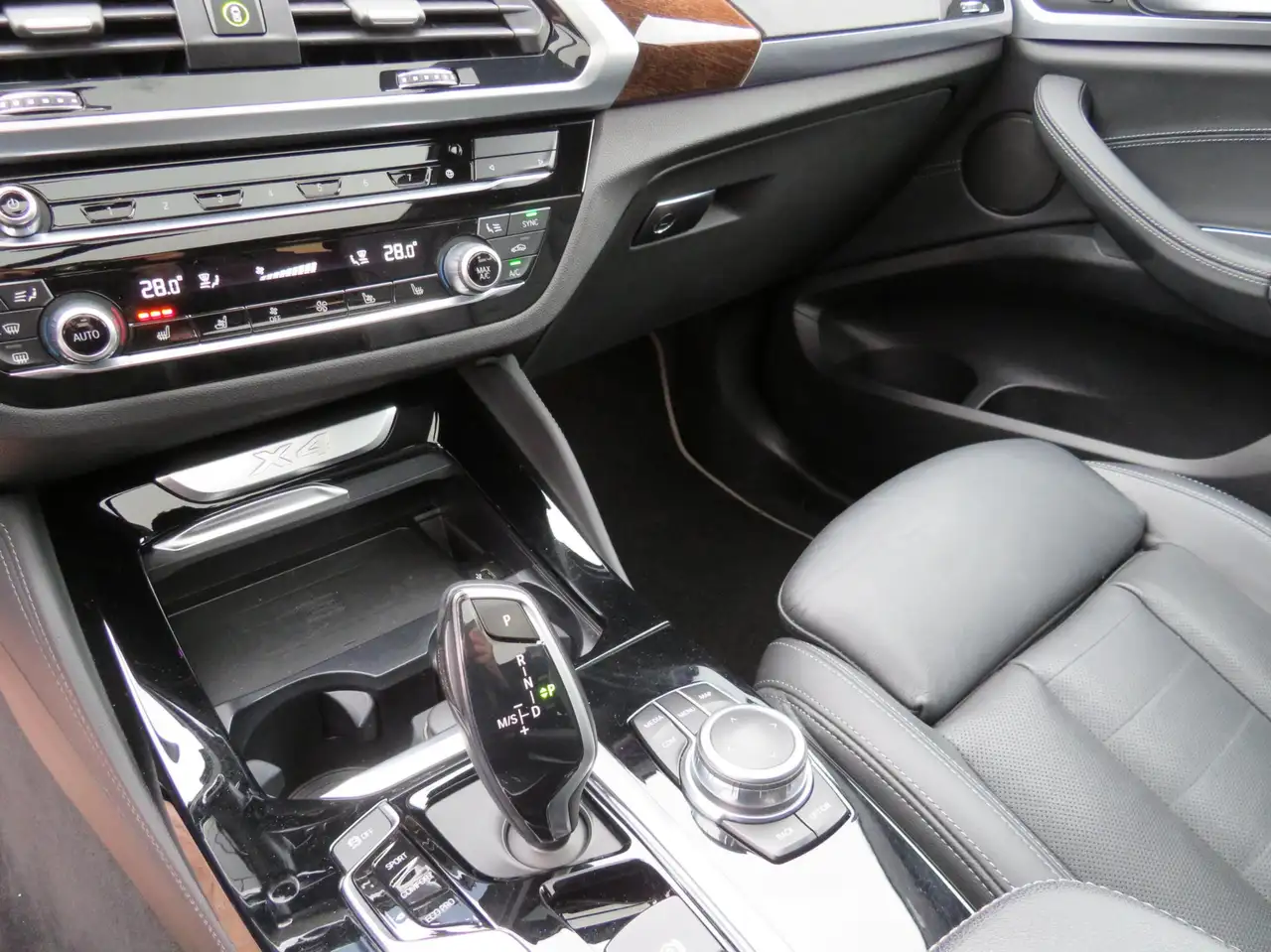 BMW X4 снимка BMW X4
