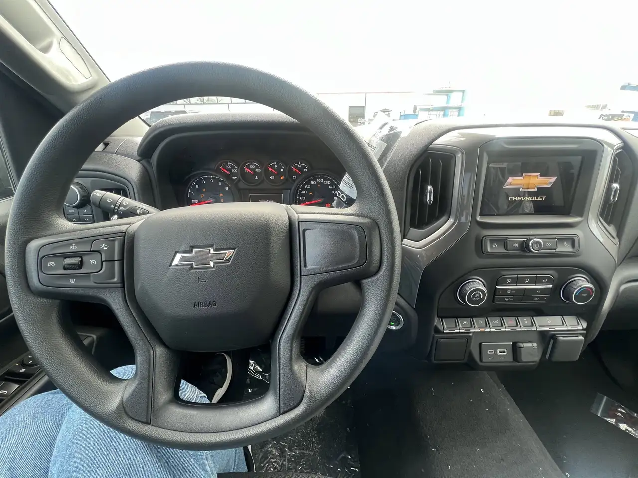 Chevrolet Silverado 1500 снимка Chevrolet Silverado 1500