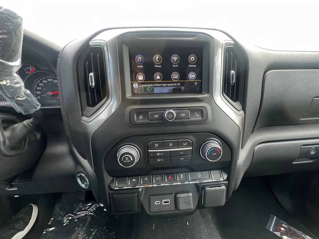 Chevrolet Silverado 1500 снимка Chevrolet Silverado 1500
