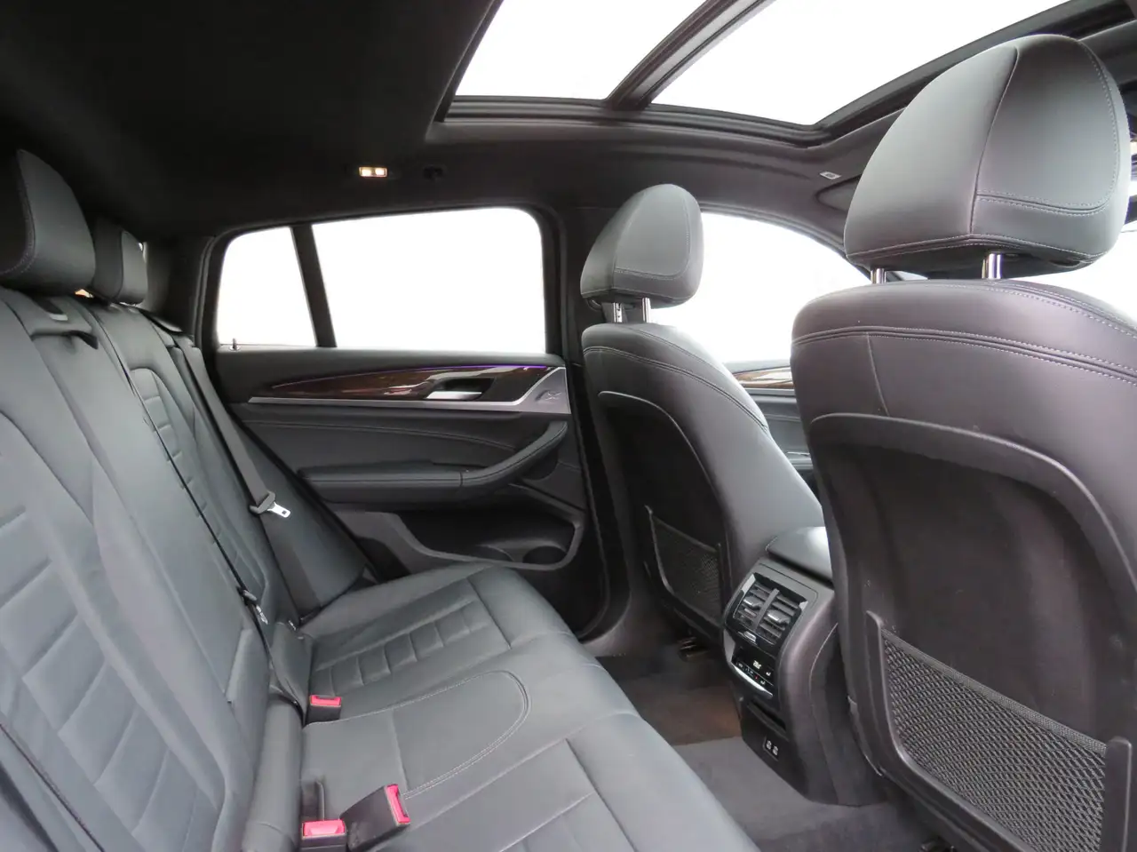 BMW X4 снимка BMW X4