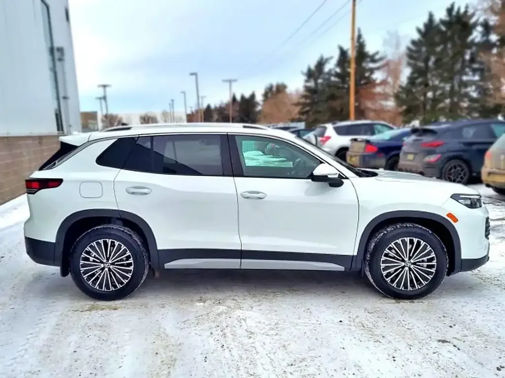 Volkswagen Tiguan снимка Volkswagen Tiguan