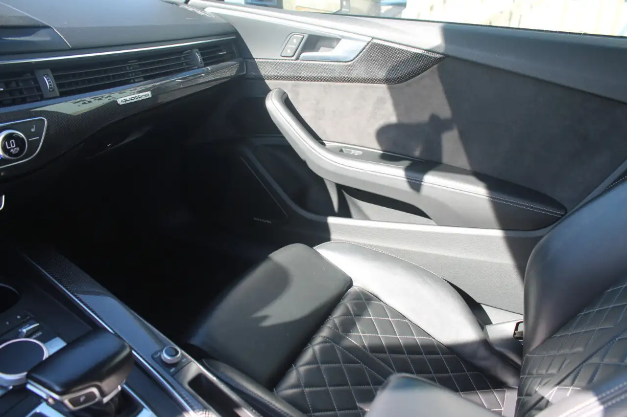 Audi S5 снимка Audi S5