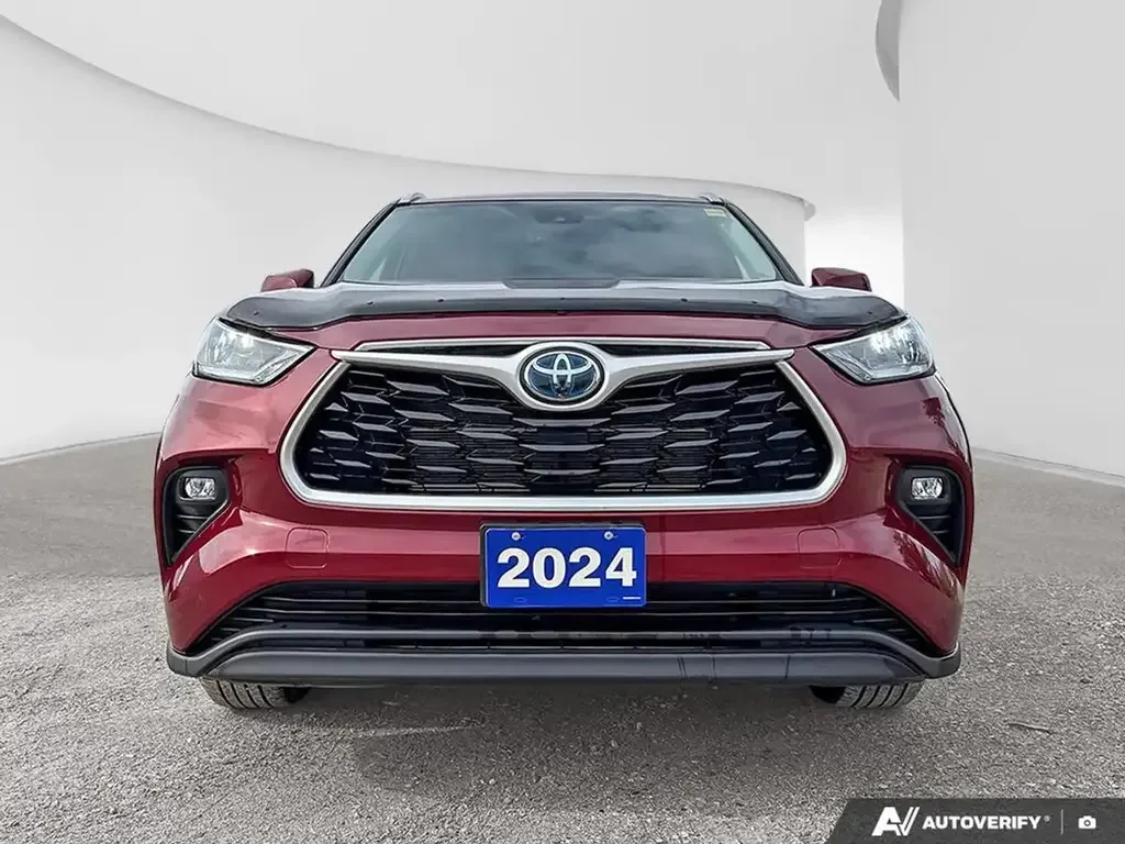 Toyota Highlander снимка Toyota Highlander