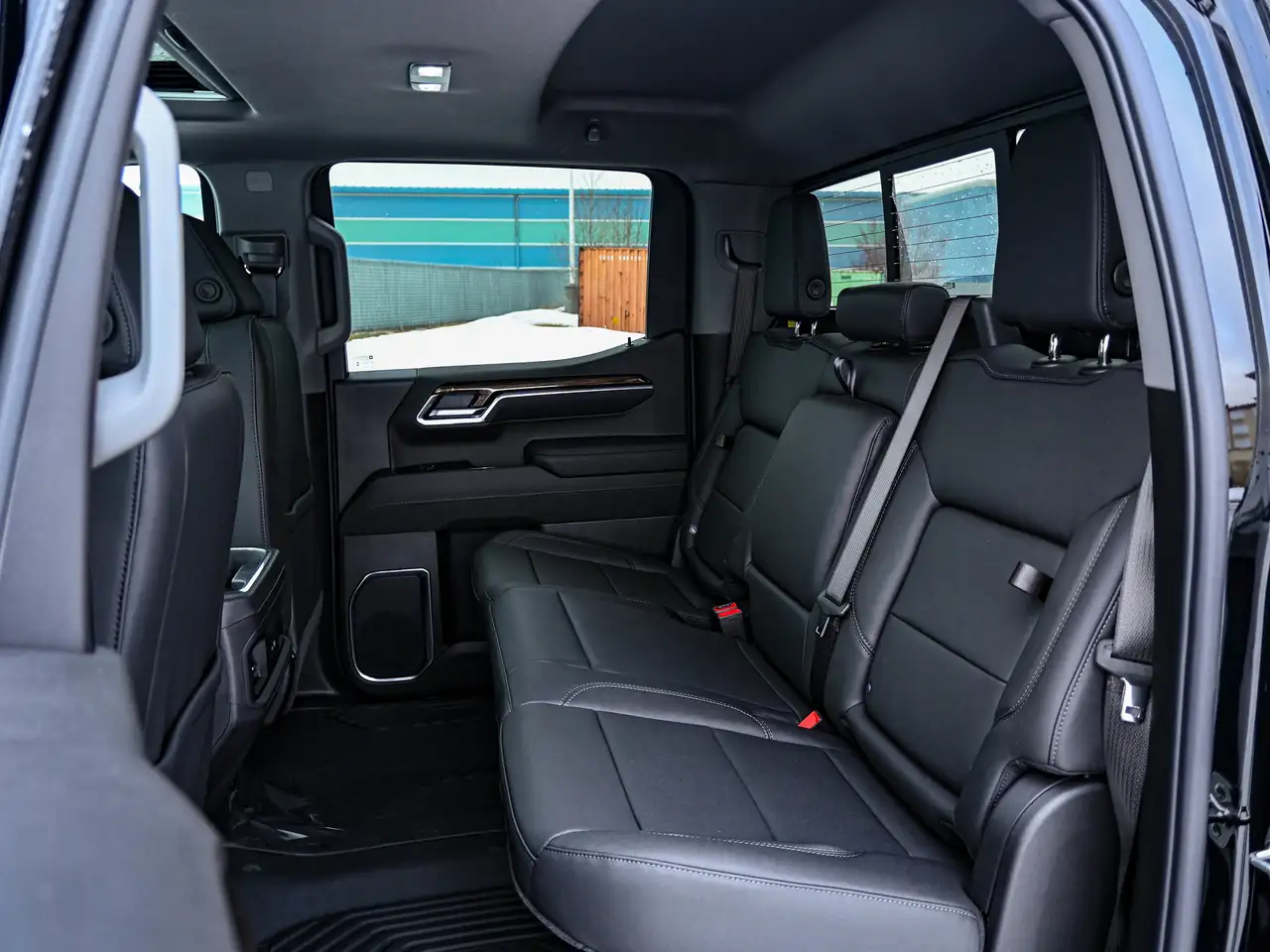 Chevrolet Silverado 1500 photo Chevrolet Silverado 1500