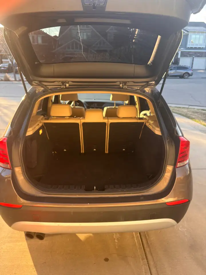 BMW X1 photo BMW X1