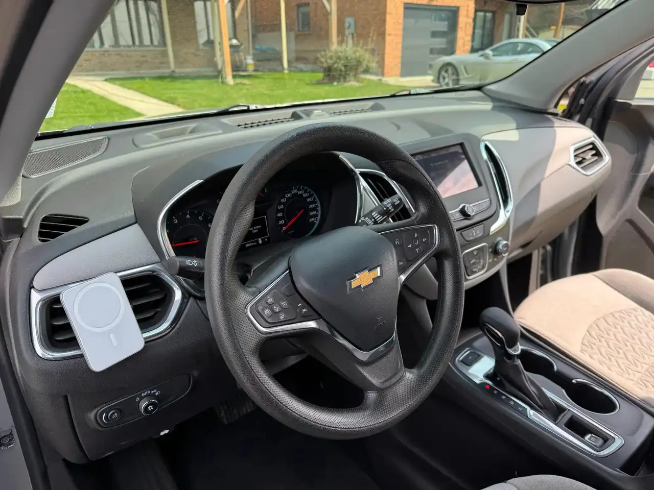 Chevrolet Equinox снимка Chevrolet Equinox