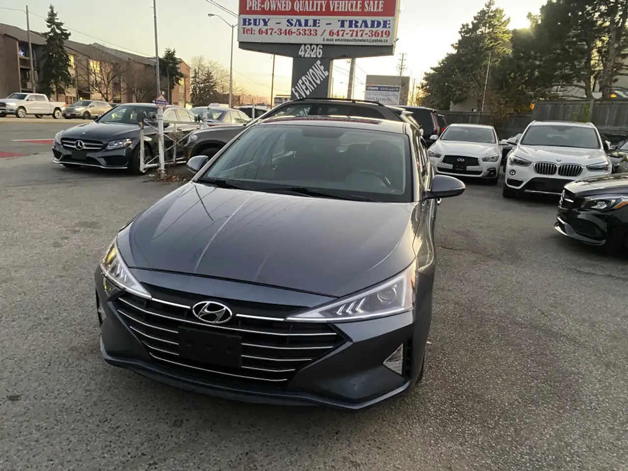 Hyundai ELANTRA снимка Hyundai ELANTRA