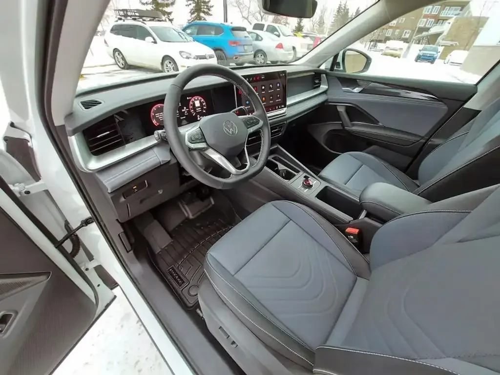 Volkswagen Tiguan снимка Volkswagen Tiguan