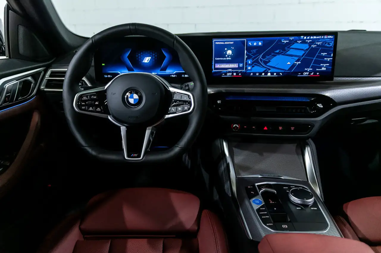 BMW i4 photo BMW i4