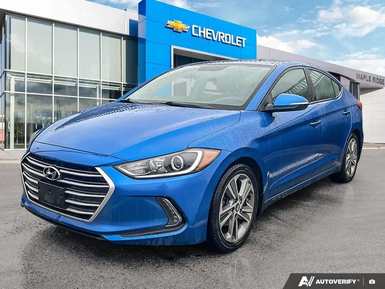 Hyundai ELANTRA fotografie Hyundai ELANTRA