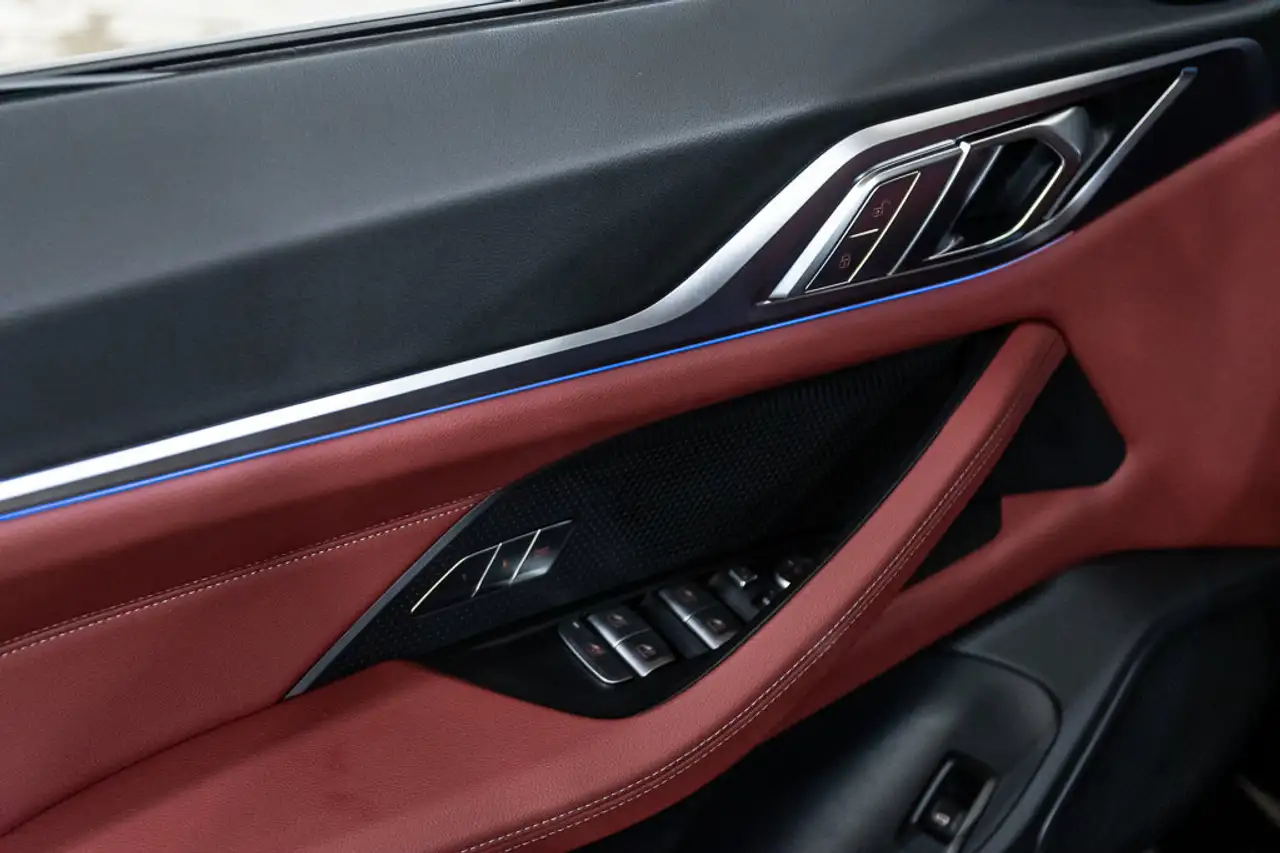 BMW i4 photo BMW i4