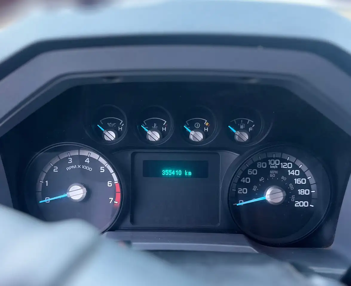 Ford F 350 снимка Ford F 350