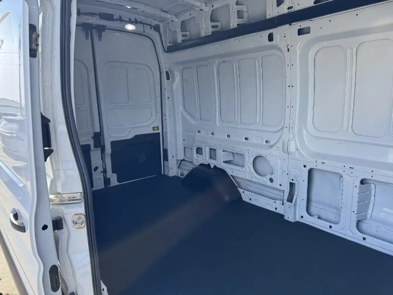 Ford Transit Cargo Van photo Ford Transit Cargo Van