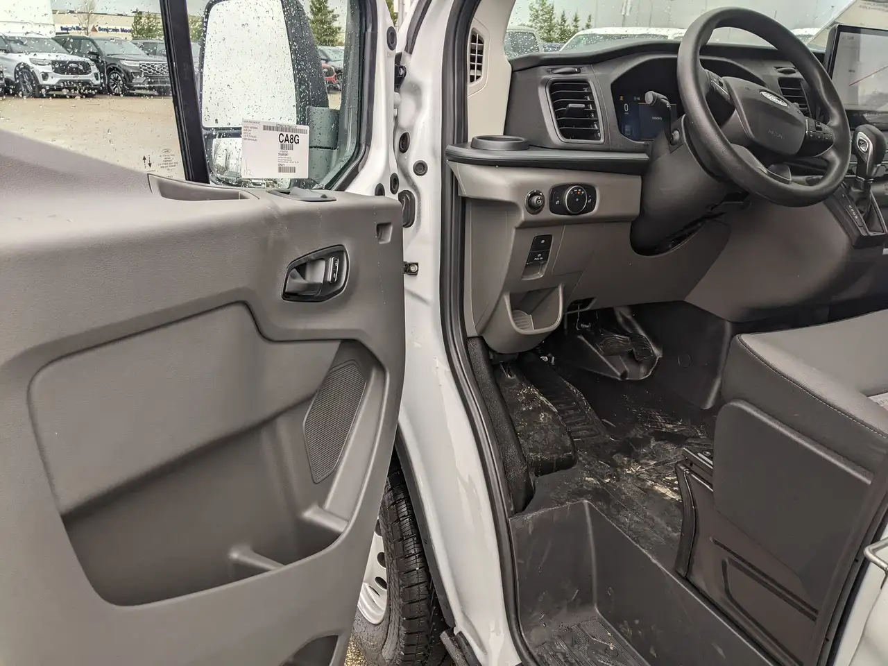Ford Transit Cargo Van снимка Ford Transit Cargo Van