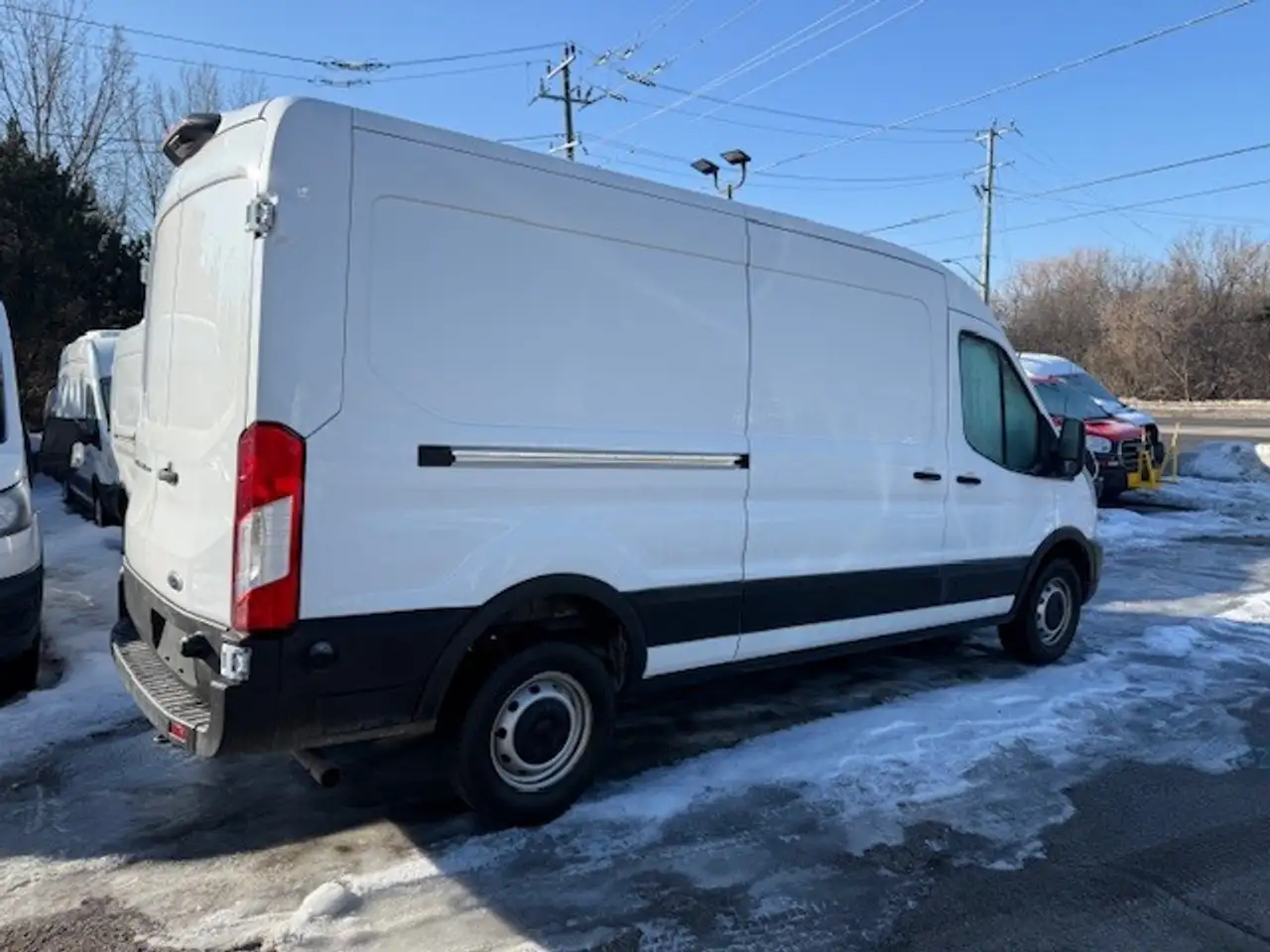 Ford Transit Cargo Van снимка Ford Transit Cargo Van
