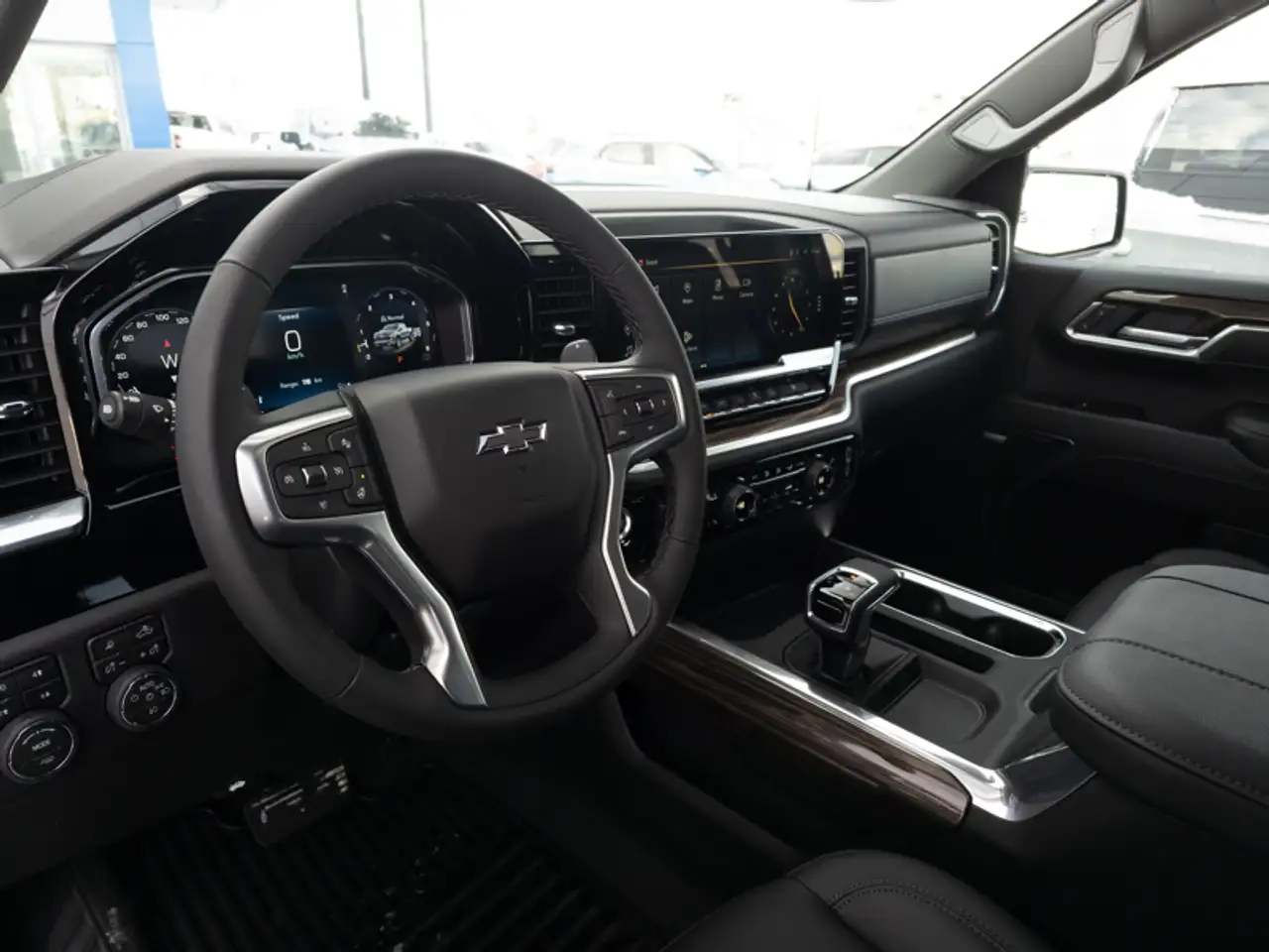 Chevrolet Silverado 1500 снимка Chevrolet Silverado 1500