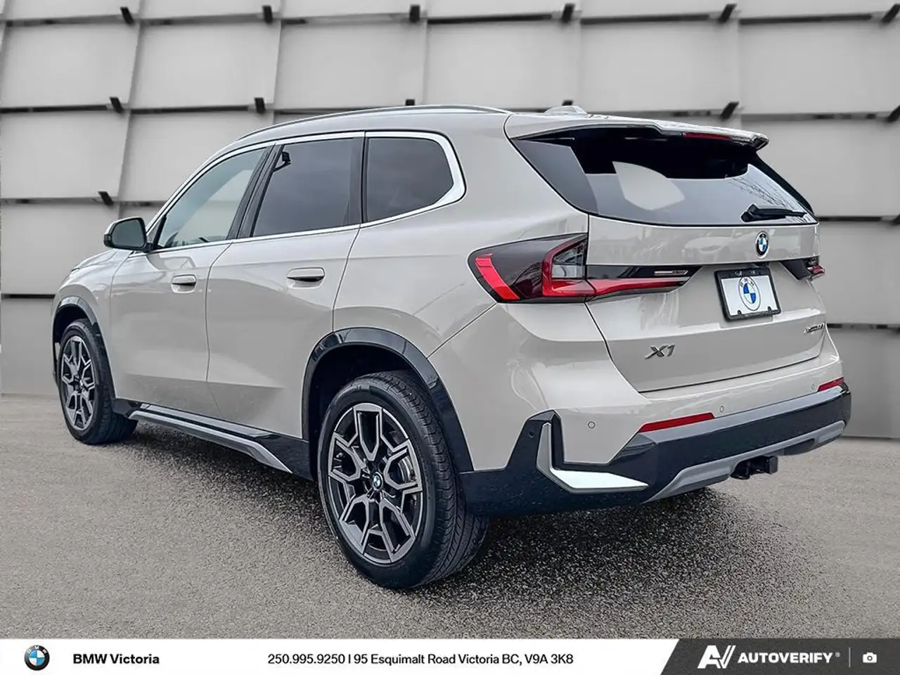 BMW X1 снимка BMW X1