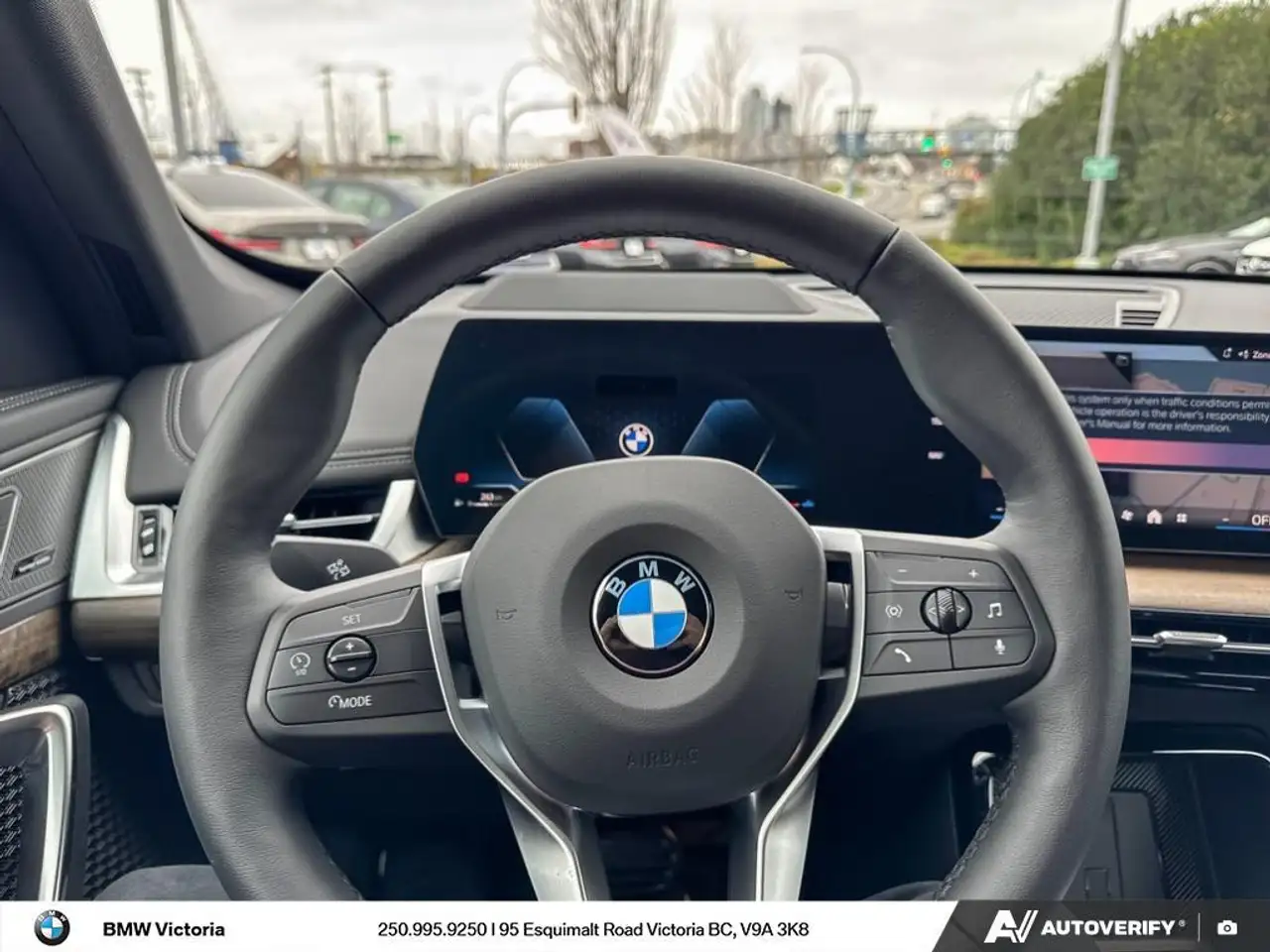 BMW X1 снимка BMW X1